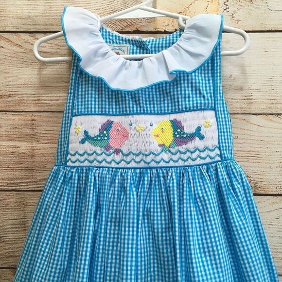 MARMELLATA SMOCKED GINGHAM DRESS WITH EMBROIDERED FISH‎ - Picture 2 of 10